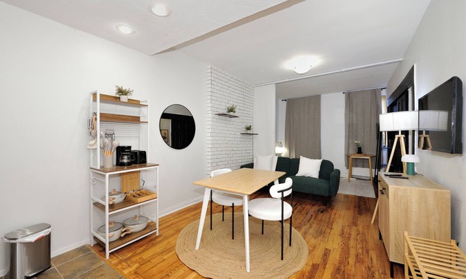 Garment District Apartment | 2BR Apartment Near Times Square!