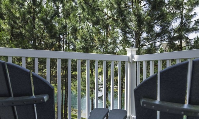 Lackey Resort | 2BR Cottage w/Modern Kitchen, Outdoor Dining & Washer/Dryer Access | 2 Units