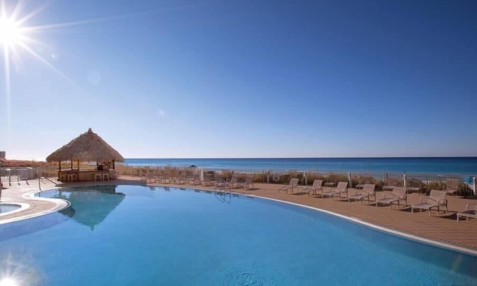 Open Sands Condo | 2br DX Upper Level Condo, Family Beach Fun!