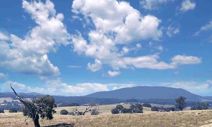 Mia Mia Villa | 2BR Mia Mia Vistas~Two Villas in Heathcote Wine Country~Spa, Fire Pit & Views