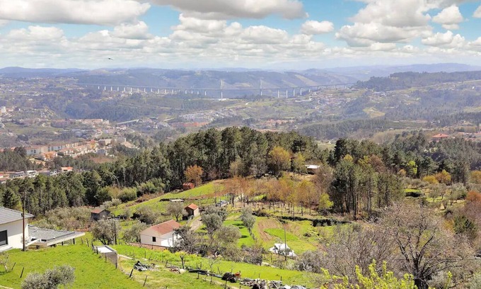 Vila Real House | 2BR Sunrise House - Alvão Natural Park