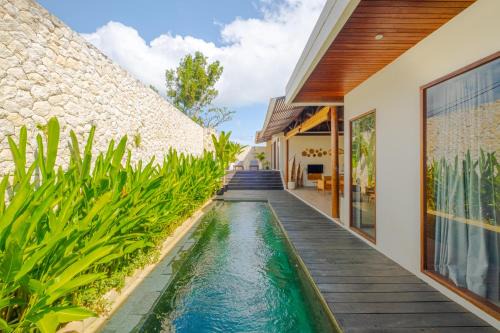 Pecatu Villa | 2BR Tropical Spacious Villa, 8 Min Padang2 Beach