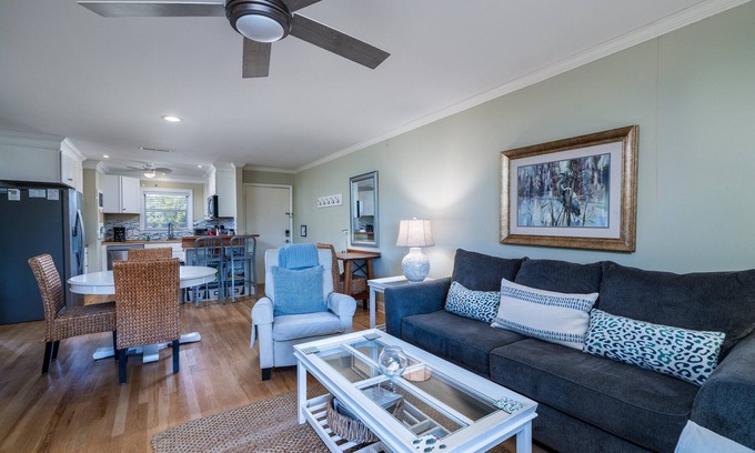 Seabrook Island House | 2BR Updated w/Marsh Views! Walk to Tennis/Lake House! Neighborhood Pool! Pet Friendly!