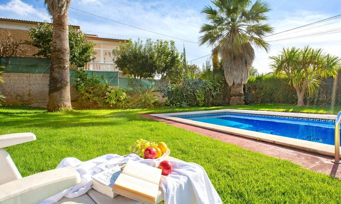Lloret Blau Villa | 2FIN01 - Cozy 3-bedroom house with garden and private pool located in a quiet residential area