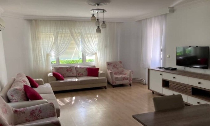 Marmaris City Center Apartment | 3+1 with a pool in Marmaris with a forest view
