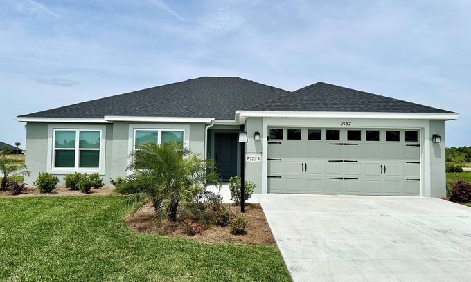 Okahumpka House | 3/2 in The VIllage of Lake Denham - minutes from Sawgrass Market