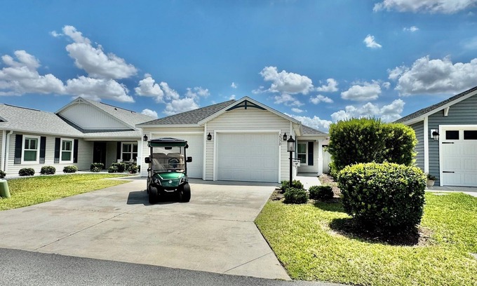 Wildwood House | 3/2 in The Village of DeLuna