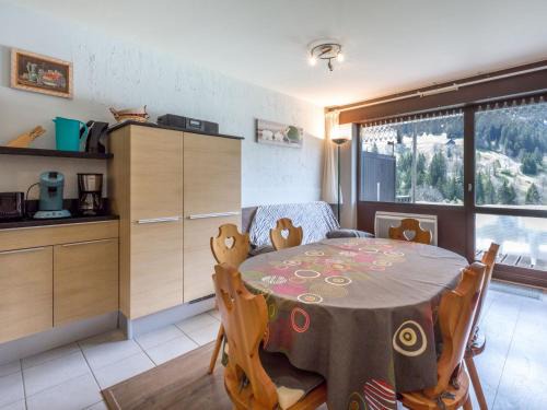 La Clusaz Apartment | 3*, 6 voyageurs, à 150m des télécabines, parking, garage, à La Clusaz - FR-1-304-117