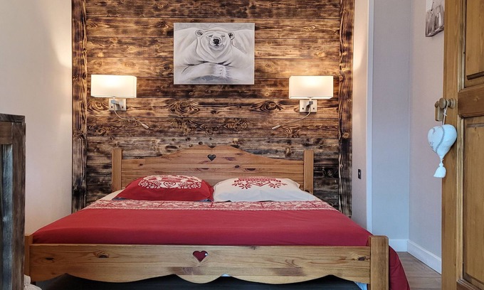 Gerardmer Apartment | 3 * apartment + garage in a luxury residence, balcony with lake view, downtown