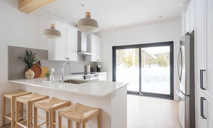 Arundel Other | 3 bdr farmhouse on golf course