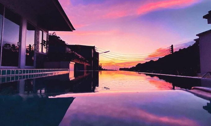 Kathu Villa | 3 Bdr pool villa Patong 芭东3卧室泳池别墅 远海景