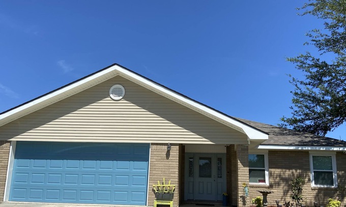 Slidell House | 3 bdrm 2ba waterfront home. RV parking 30 mins from NOLA MONTHLY RENTAL