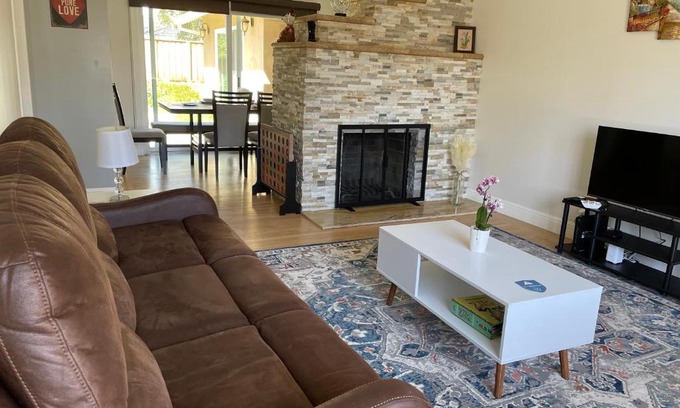 Cambrian Villa | 3 Bed 2 bath cozy house in Silicon Valley