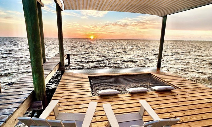 Cape San Blas House | 3 Bed/2 Bath North Cape San Blas Bay Front Home with Dock Access!