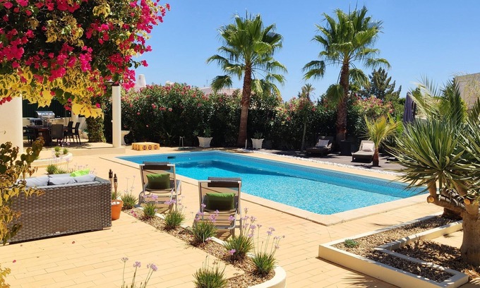 Mato Serrao Villa | 3 Bed detached Luxury Villa in Carvoeiro. Private & South facing large pool, AC