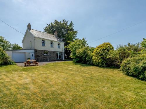 Bideford House | 3 bed in Abbotsham 78373