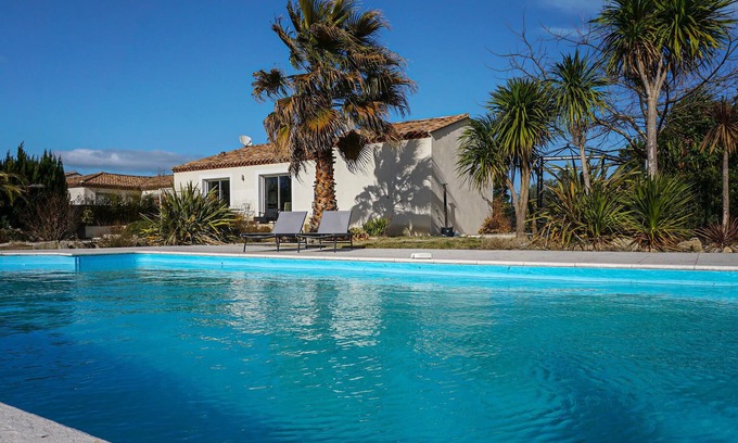 Saint-Genies-de-Fontedit House | 3 bedroom accommodation in Saint-Génies-de-Fonted