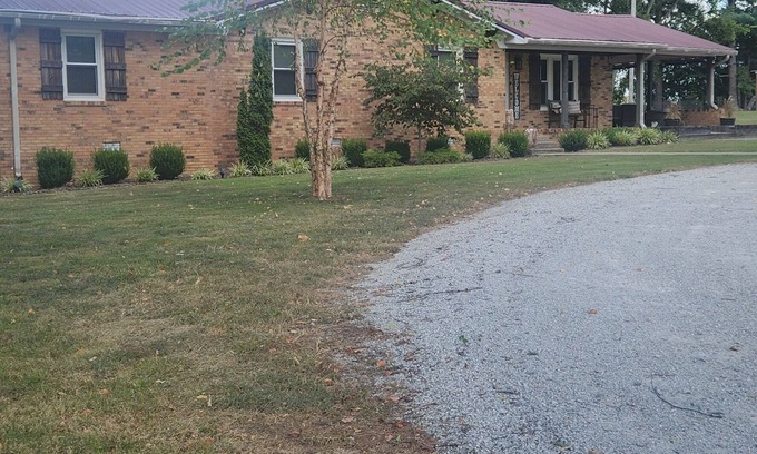 Olmstead House | 3 Bedroom 3 Bath Home in Country Setting