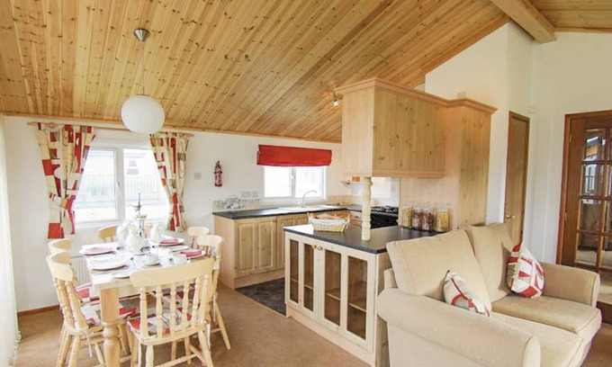 Burnham-on-Sea Cabin | 3 bedroom accommodation in Burnham-on-Sea