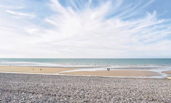 Le Bourg-Dun House | 3 bedroom accommodation in Le Bourg-Dun