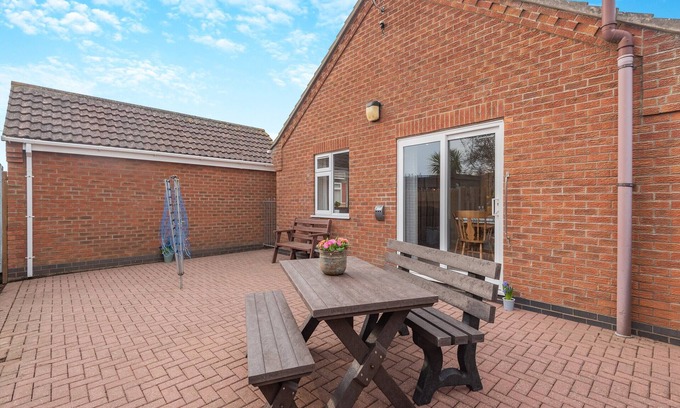 Skegness Cottage | 3 bedroom accommodation in Ingoldmells