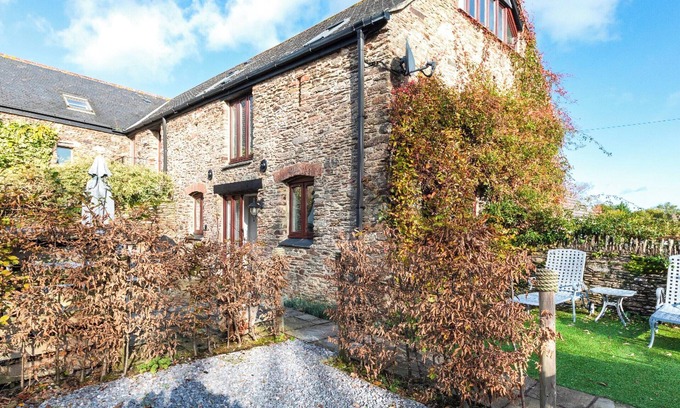 Stoke Fleming Cottage | 3 bedroom accommodation in Stoke Fleming, near Dartmouth