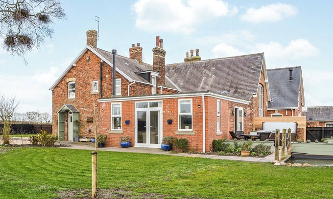 Driffield Cottage | 3 bedroom accommodation in Gembling