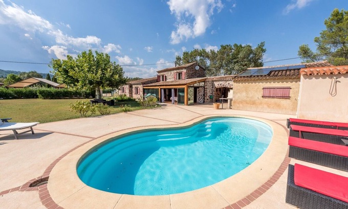 Le Luc Villa | 3 bedroom accommodation in Le Luc