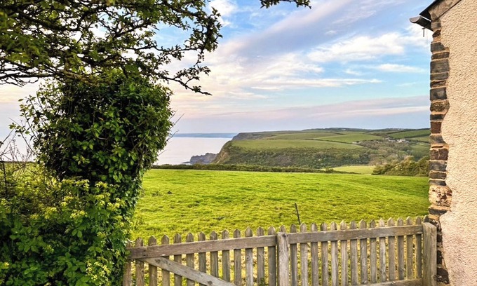 Saint Gennys Cottage | 3 bedroom accommodation in Bude