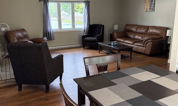 Terra Nova Apartment | 3 Bedroom apartment in the central part of St. John's, Vinnecomb Apartments - Upper Floor