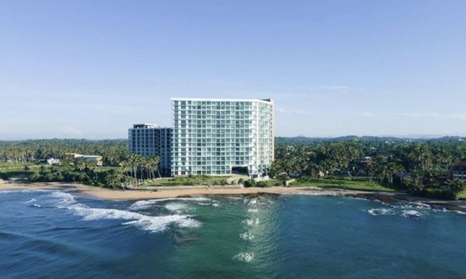 Galle Apartment | 3-Bedroom apartment with Sea View, WIFI ,Gym & Pool