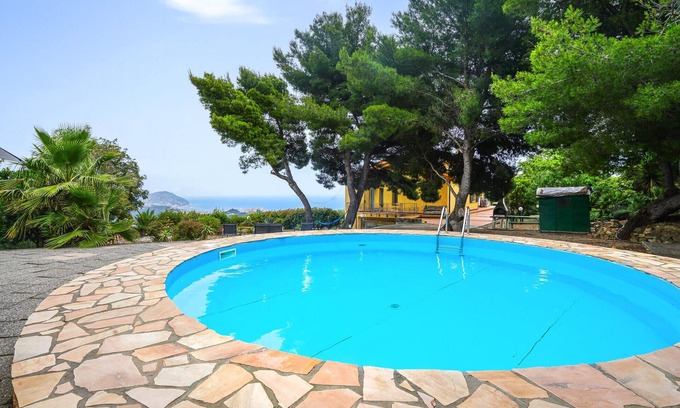 Poggi Apartment | 3 bedroom awesome apartment in Imperia