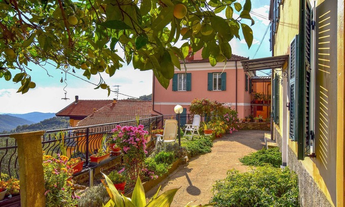 Vasia House | 3 bedroom awesome home in Vasia (IM)