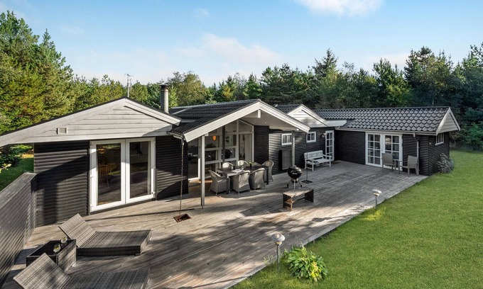 Henne House | 3 bedroom beautiful home in Henne