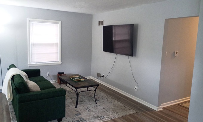 Indianapolis House | 3-bedroom bungalow in charming SOBRO