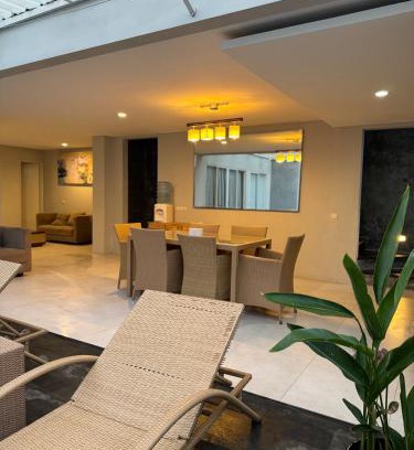 Mumbul House | 3 Bedroom Calla Villa