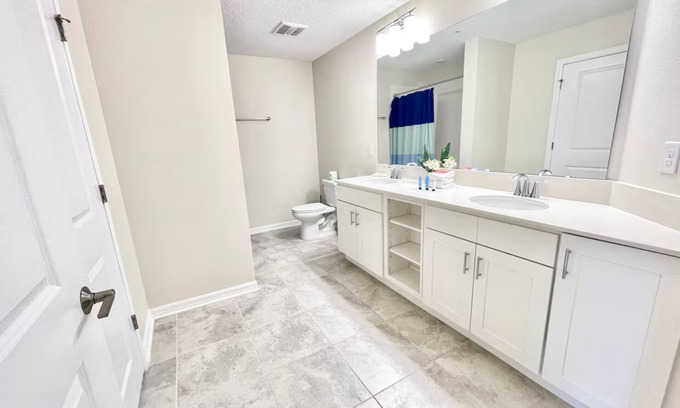 Kissimmee Condo | 3-bedroom condo in wonderful Kissimmee with fitness room, AC
