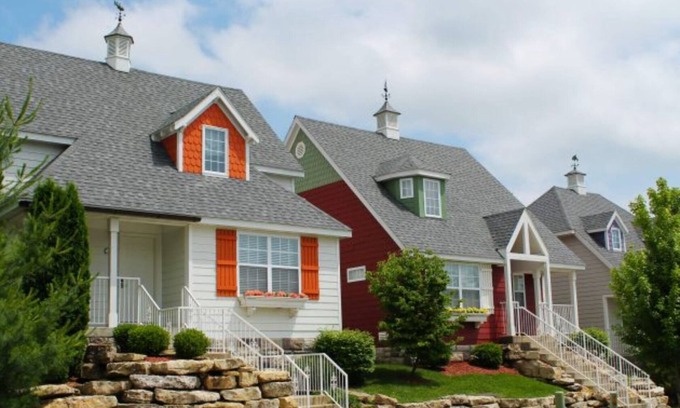 Branson Cottage | 3 Bedroom Cottage, Sleeps 8, at Stormy Point Village, Branson!