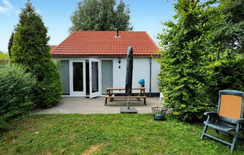 Stellendam House | 3 Bedroom Cozy Home In Stellendam