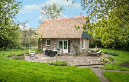 Paasloo House | 3 Bedroom Cozy Home In Paasloo