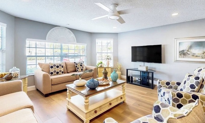 Royal Palm Bay Condo | 3-bedroom FIRST FLOOR condo in Kissimmee with AC, fully remodeled and more