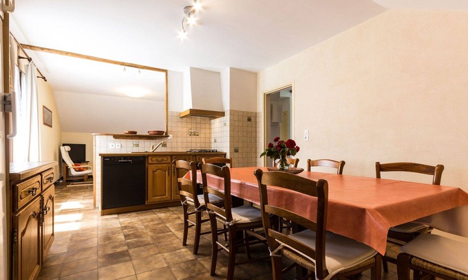 Lalley Apartment | 3 bedroom gite "Châtel" with Jacuzzi-Sauna in Trieves Vercors