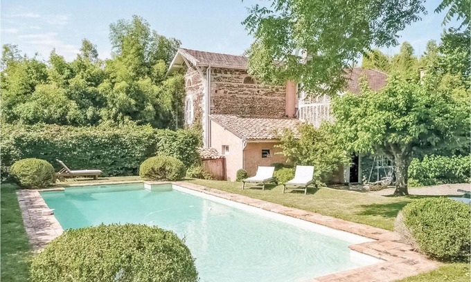 Arjuzanx House | 3 Bedroom Gorgeous Home In Arjuzanx