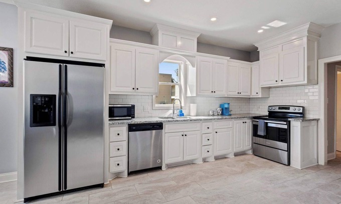 Lake Charles House | 3 Bedroom Home in Lake Charles