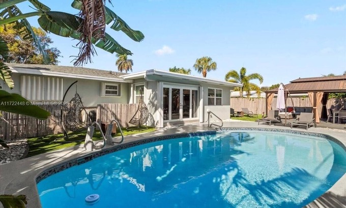 Pompano Beach House | 3 Bedroom Home! Poolside Escape Near Pompano Beach!