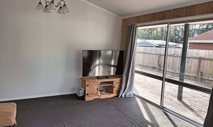 Kawaha Point House | 3 Bedroom House at 95 Aquirus Drive