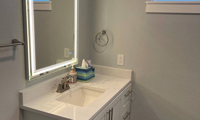 Sunnyside House | 3-bedroom house in the exciting Highlands neighborhood in Denver with WiFi, AC.