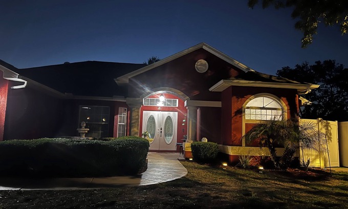 Spring Hill House | 3-bedroom house in peaceful Spring Hill with WiFi, AC