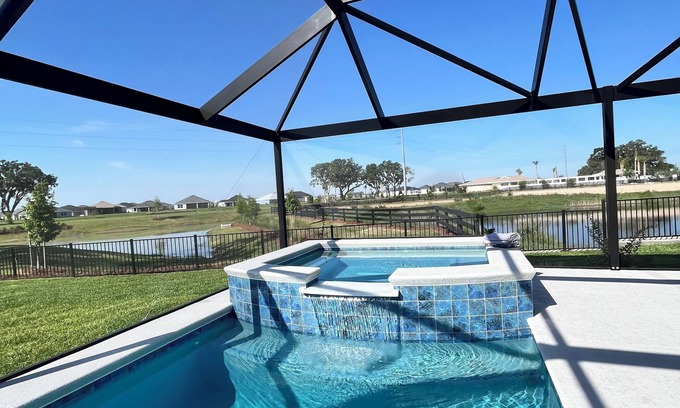 Okahumpka House | 3-bedroom house with Pool and Spa in The Villages with great views and privacy.