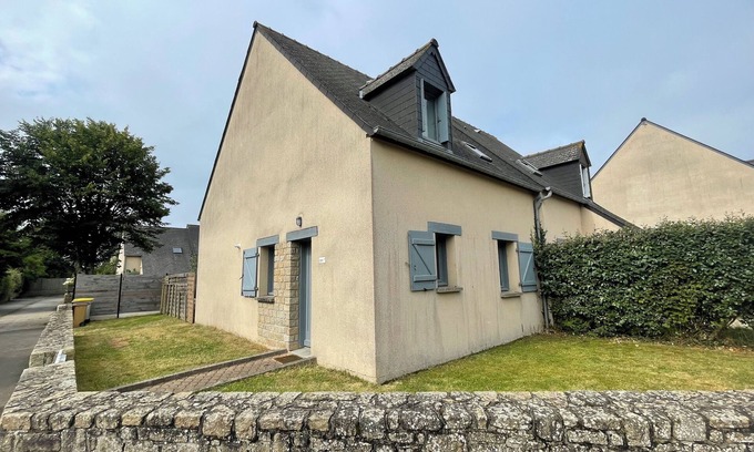 Le Rosais-La Flourie House | 3-bedroom house-with garden-near St Servan